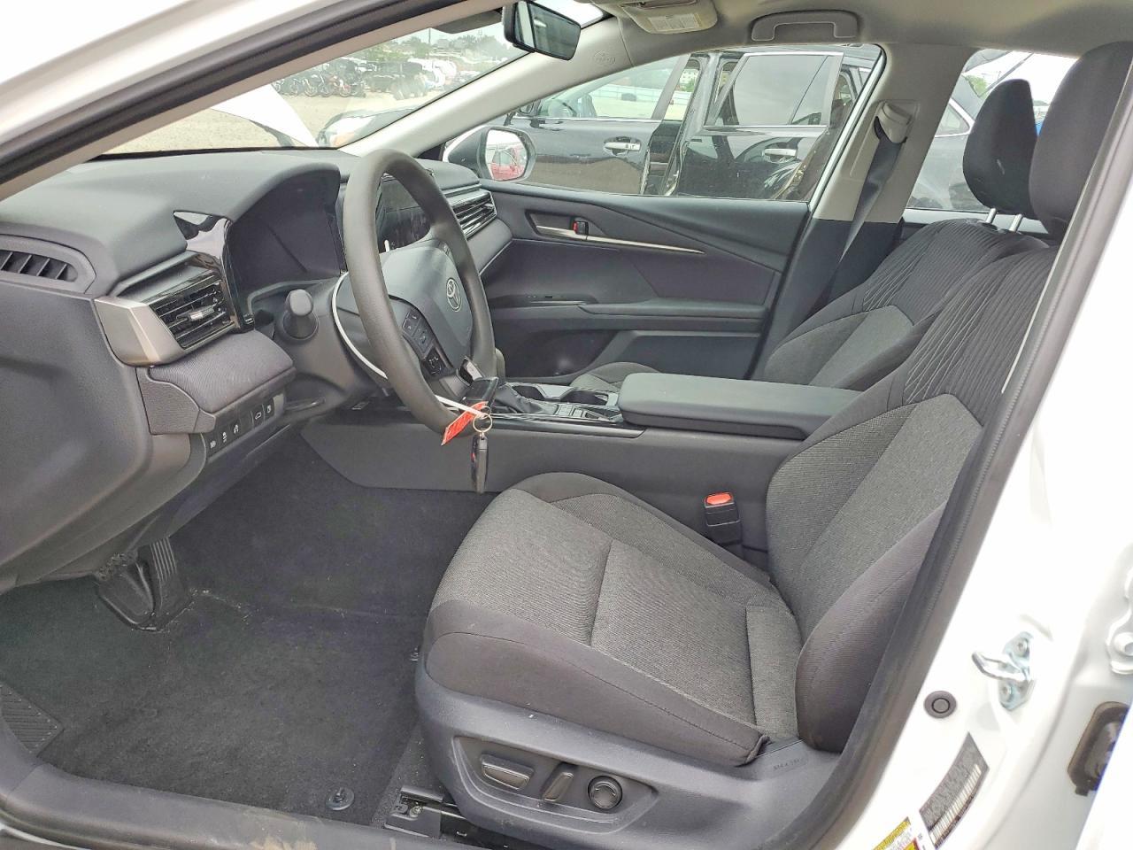 2026 Toyota Camry Le - Фото 7