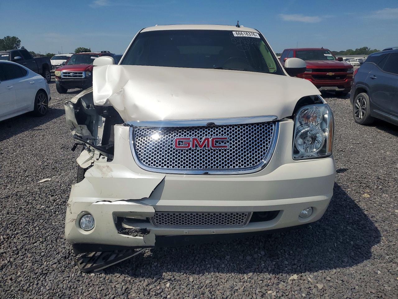 2014 GMC Yukon Denali - Фото 5