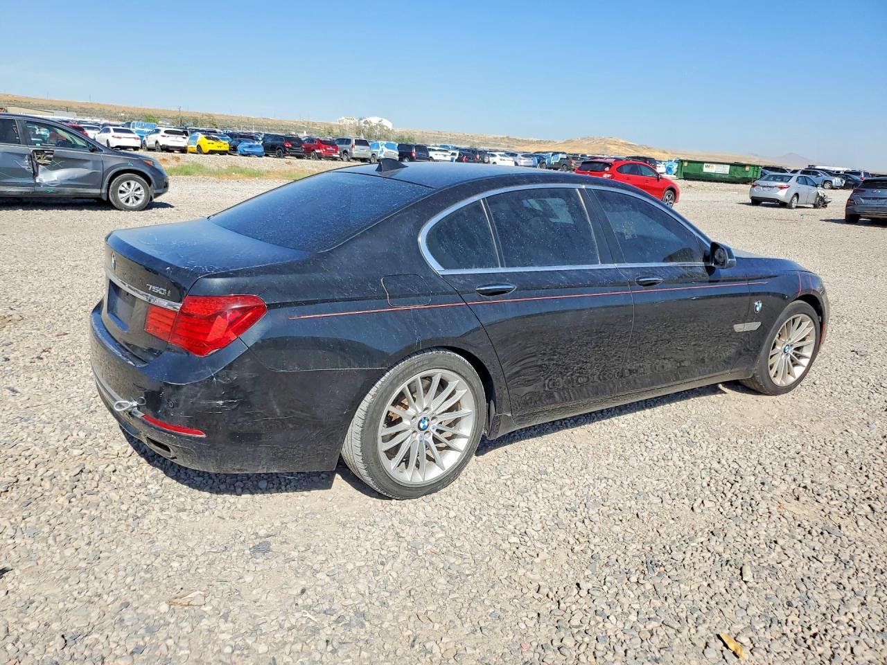 2013 BMW 750 Xi - Фото 3