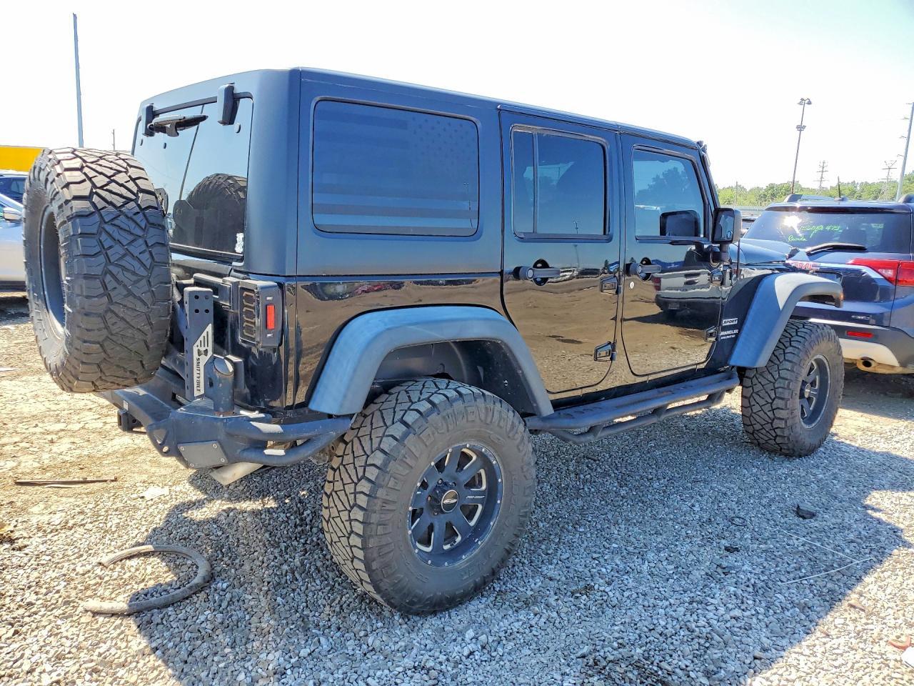 2016 Jeep Wrangler Unlimited Sport - Фото 3