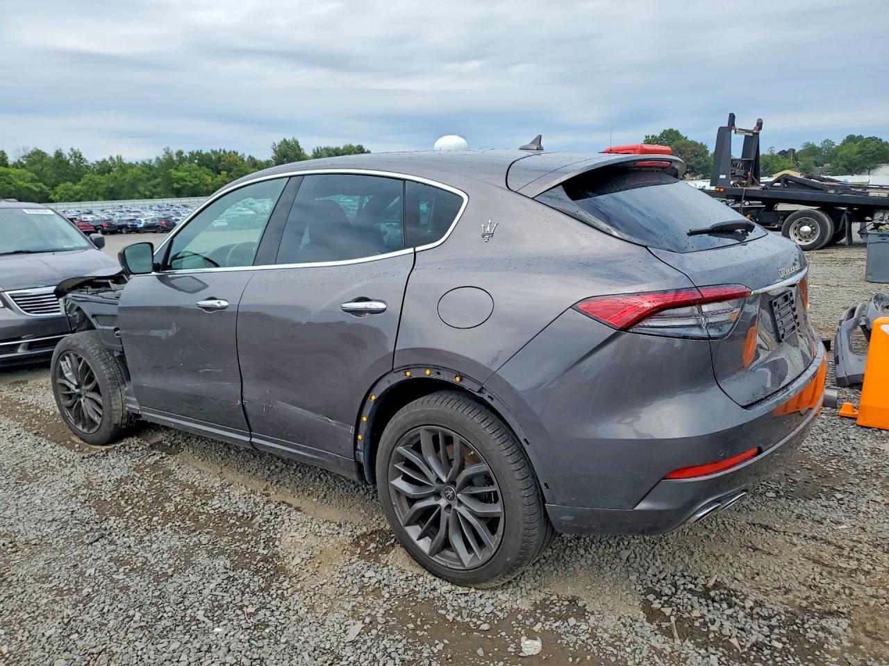 2024 Maserati Levante Modena - Фото 2