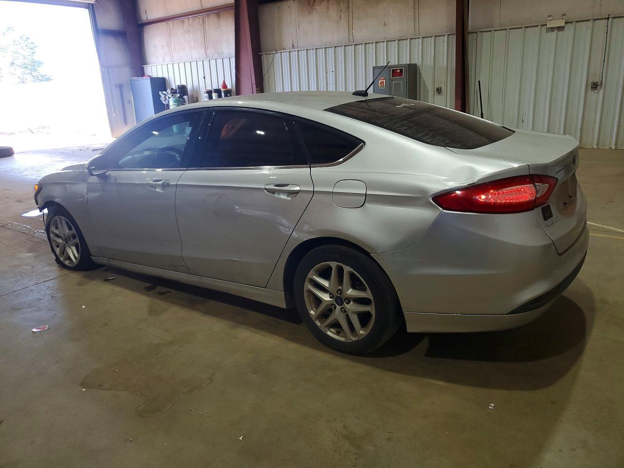 2016 Ford Fusion Se - Фото 2