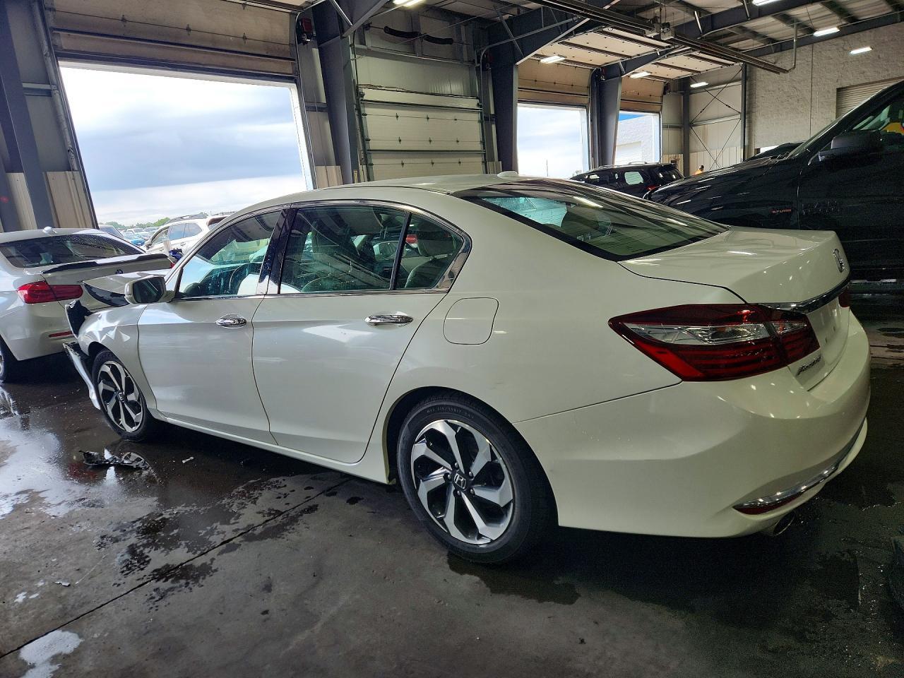 2017 Honda Accord Exl - Фото 2