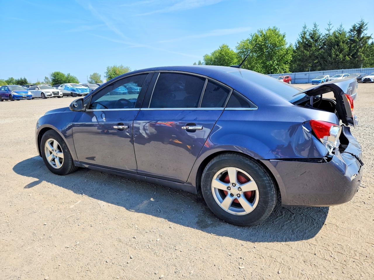 2014 Chevrolet Cruze Lt - Image 2