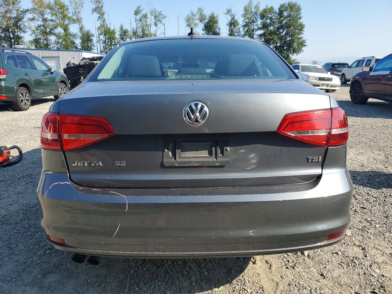 2015 Volkswagen Jetta Se - Image 6