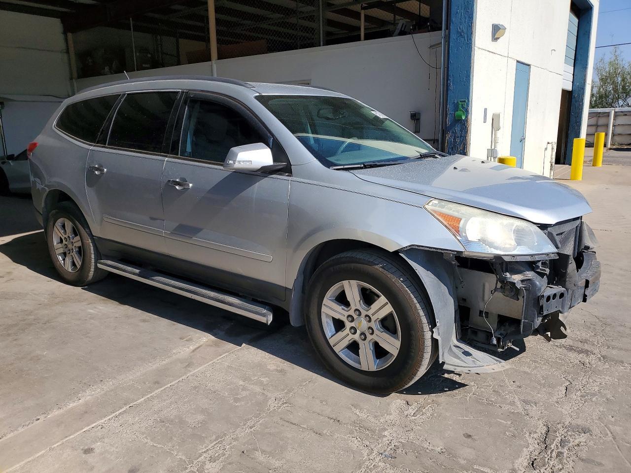 2012 Chevrolet Traverse Lt - Image 4