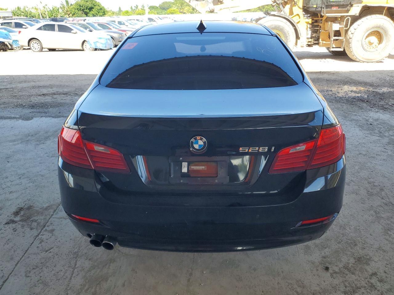 2016 BMW 528 I - Фото 6