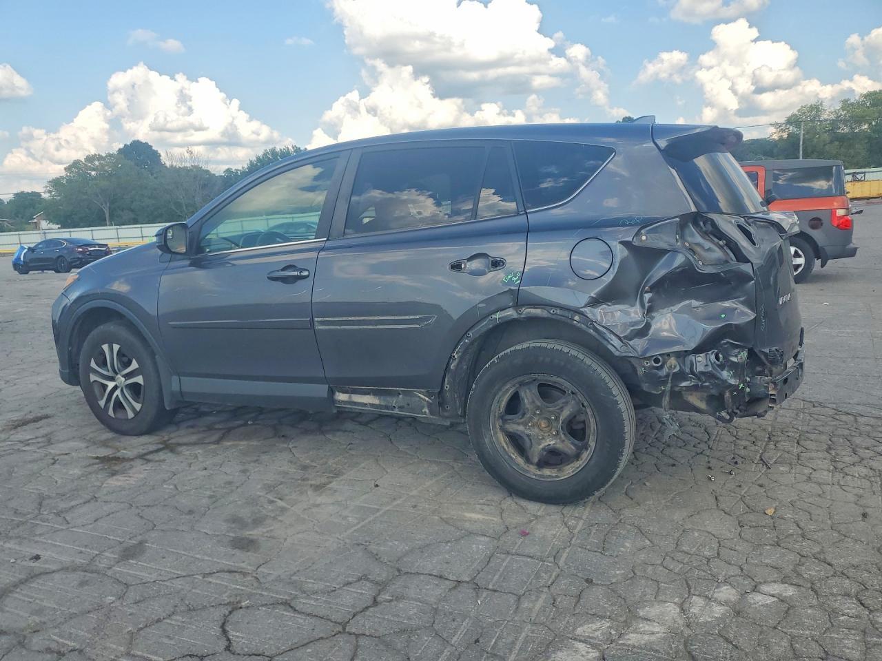 2018 Toyota Rav4 Le - Фото 2