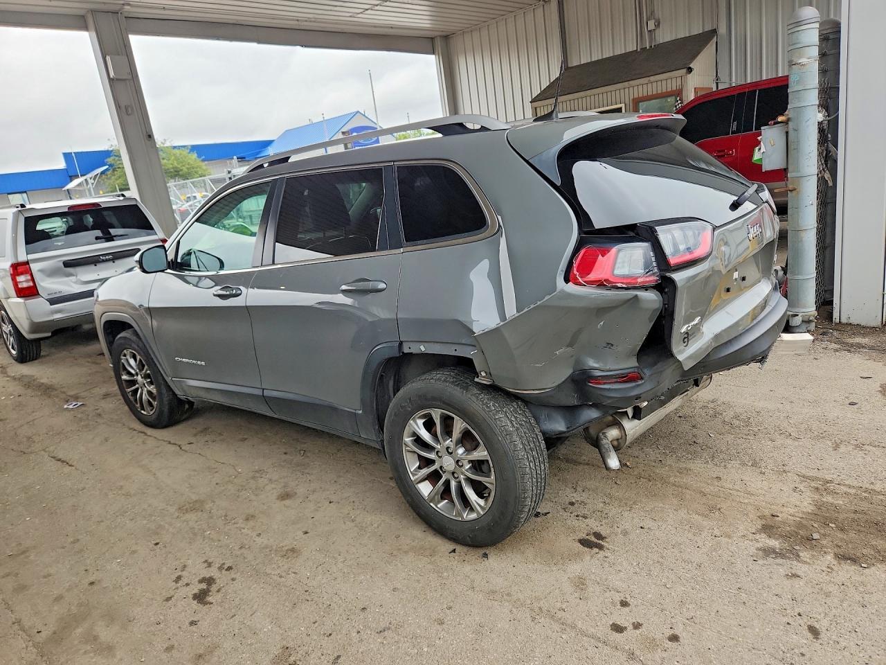 2021 Jeep Cherokee Latitude Plus - Фото 2