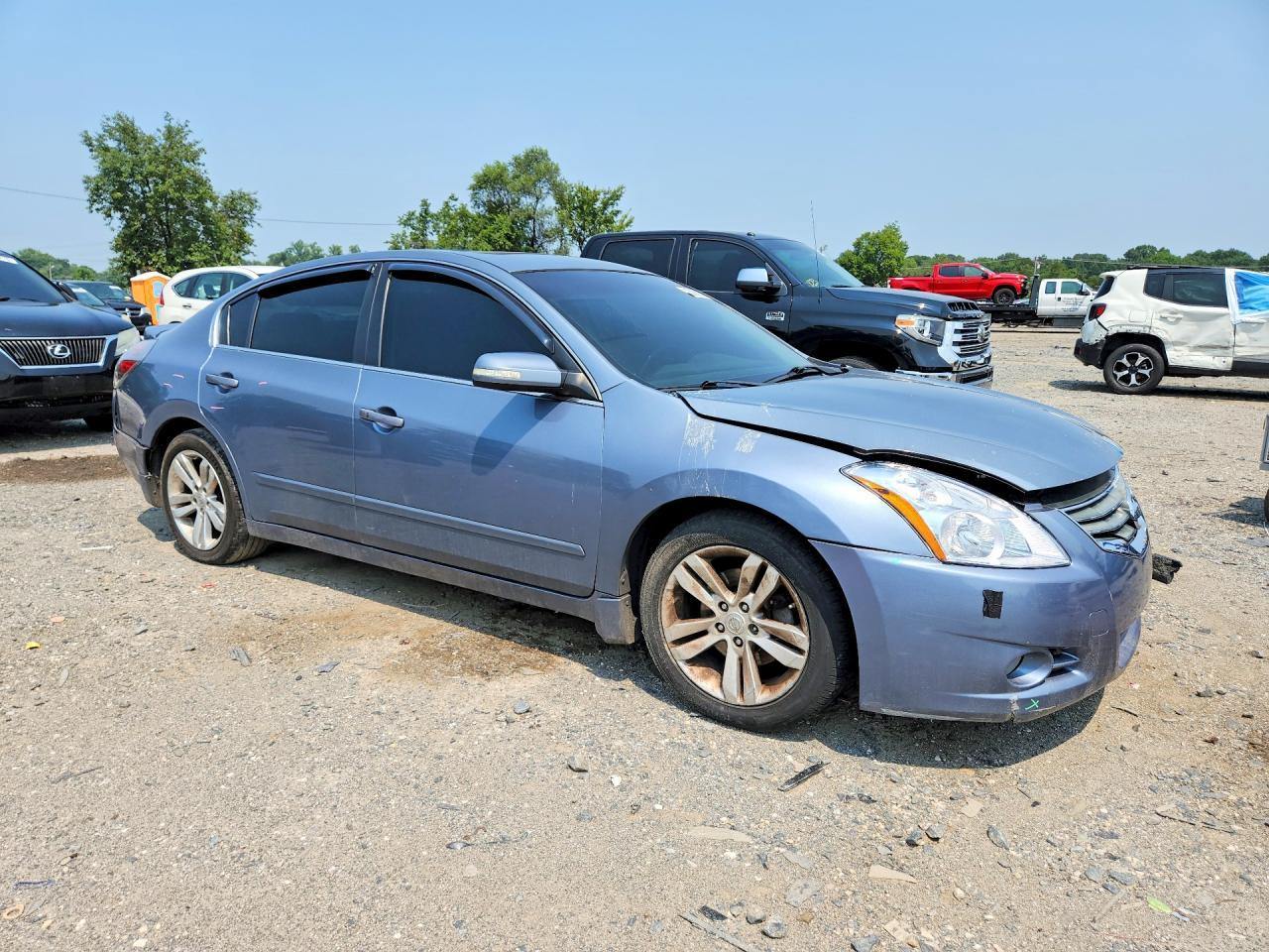 2010 Nissan Altima Sr - Image 4