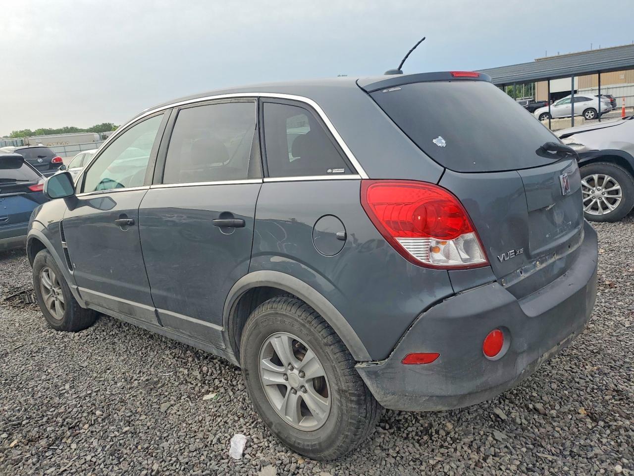 2009 Saturn Vue Xe - Image 2