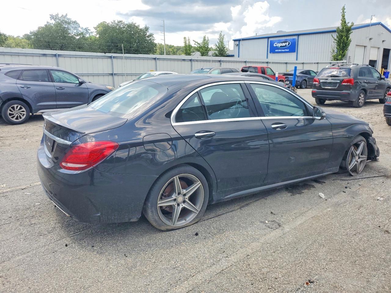 2016 Mercedes-Benz C 300 4Matic - Фото 3