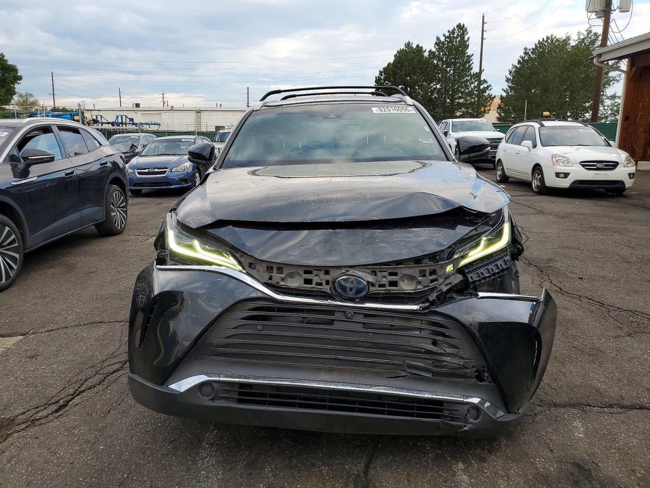 2021 Toyota Venza Limited - Фото 5