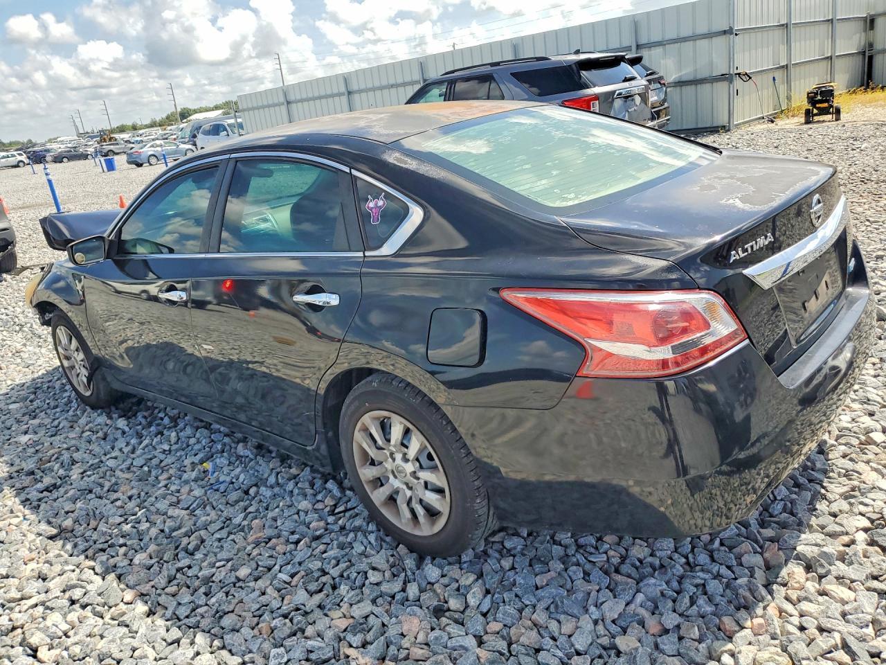 2013 Nissan Altima 2.5 - Фото 2