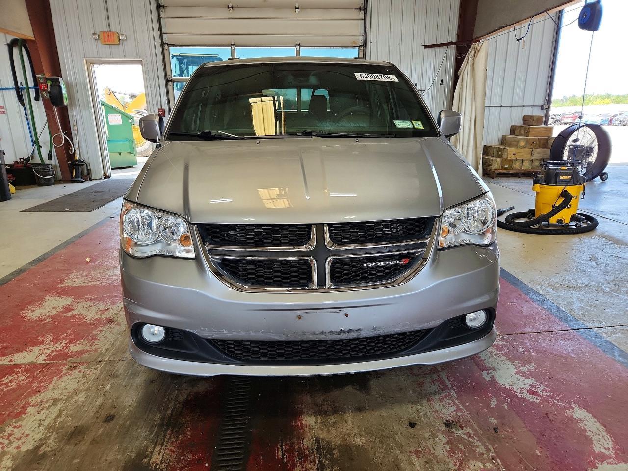 2019 Dodge Grand Caravan Sxt - Фото 5