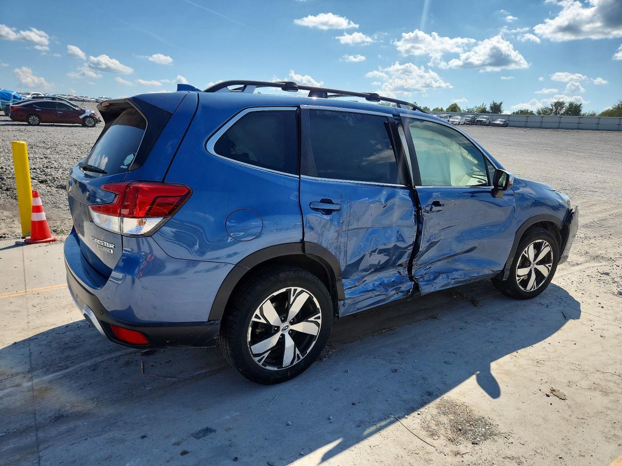 2021 Subaru Forester Touring - Фото 3