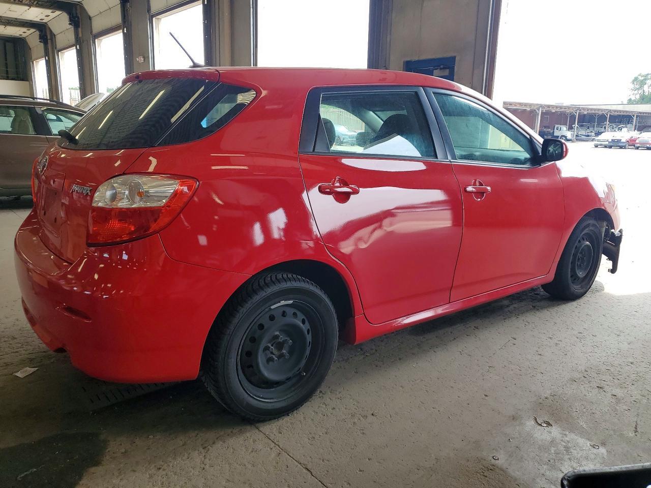 2011 Toyota Matrix Base - Фото 3