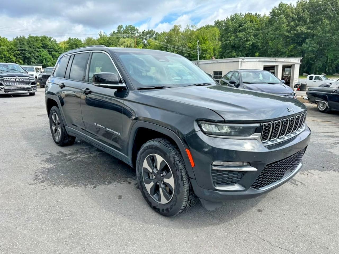 2024 Jeep Grand Cherokee Limited 4Xe - Image 4