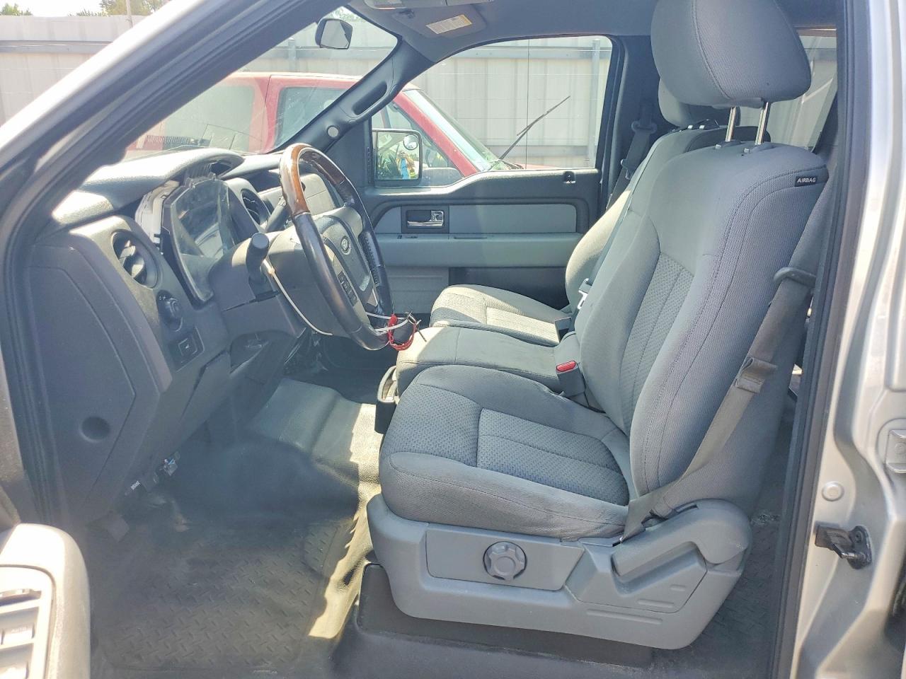 2014 Ford F150 Supercrew - Image 7