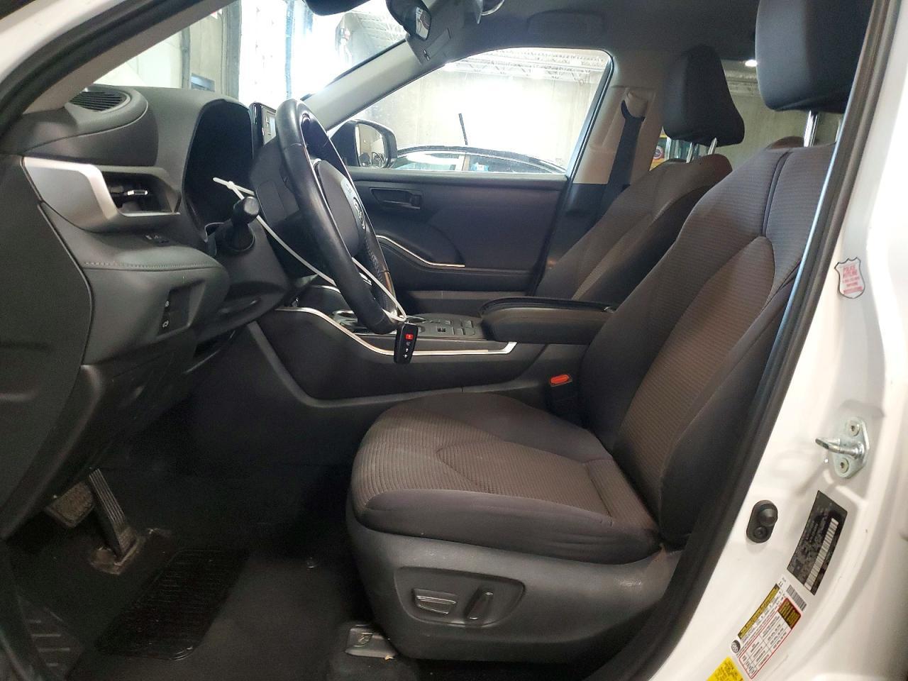 2021 Toyota Highlander Le - Фото 7