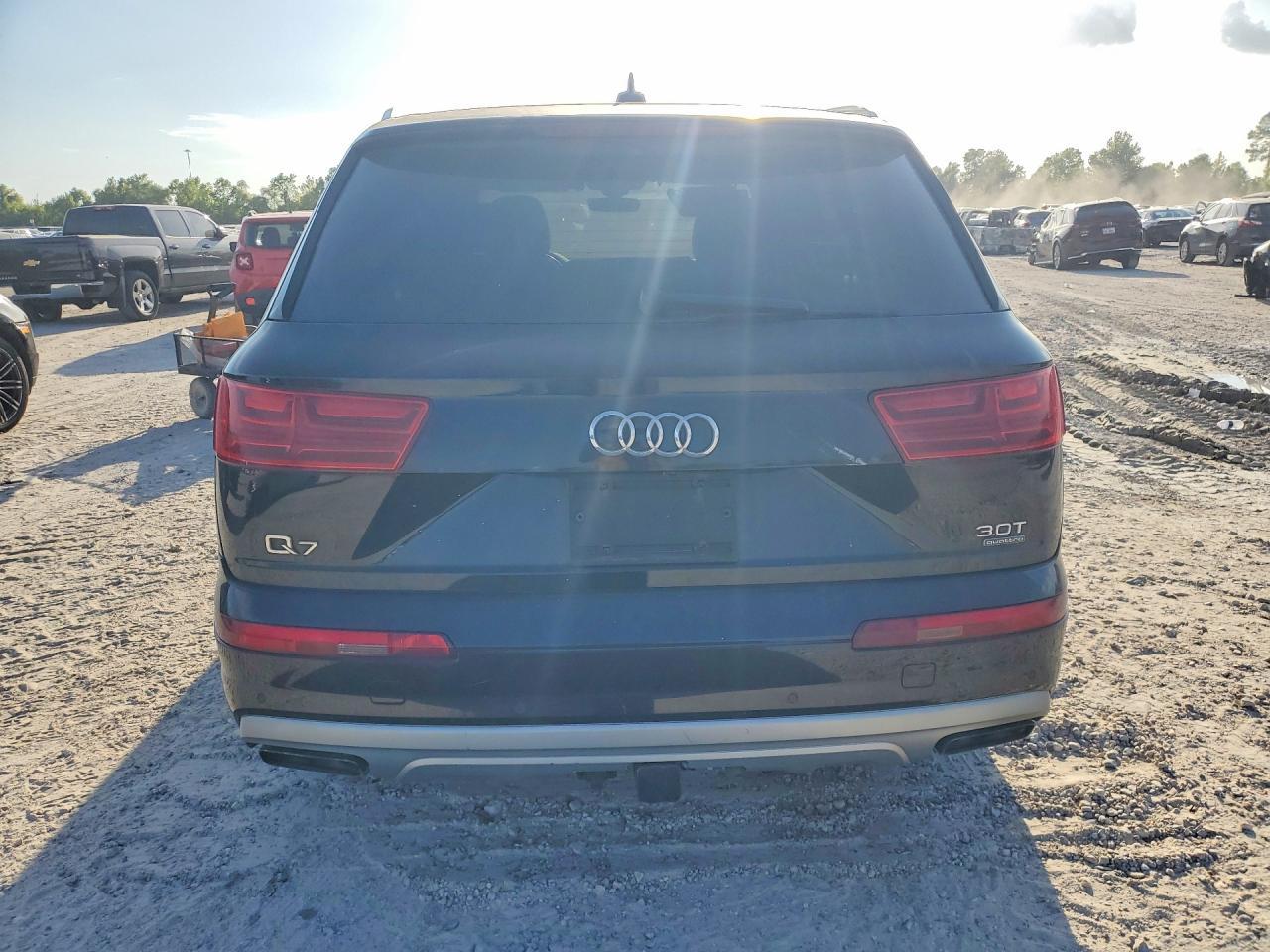 2017 Audi Q7 Premium Plus - Фото 6