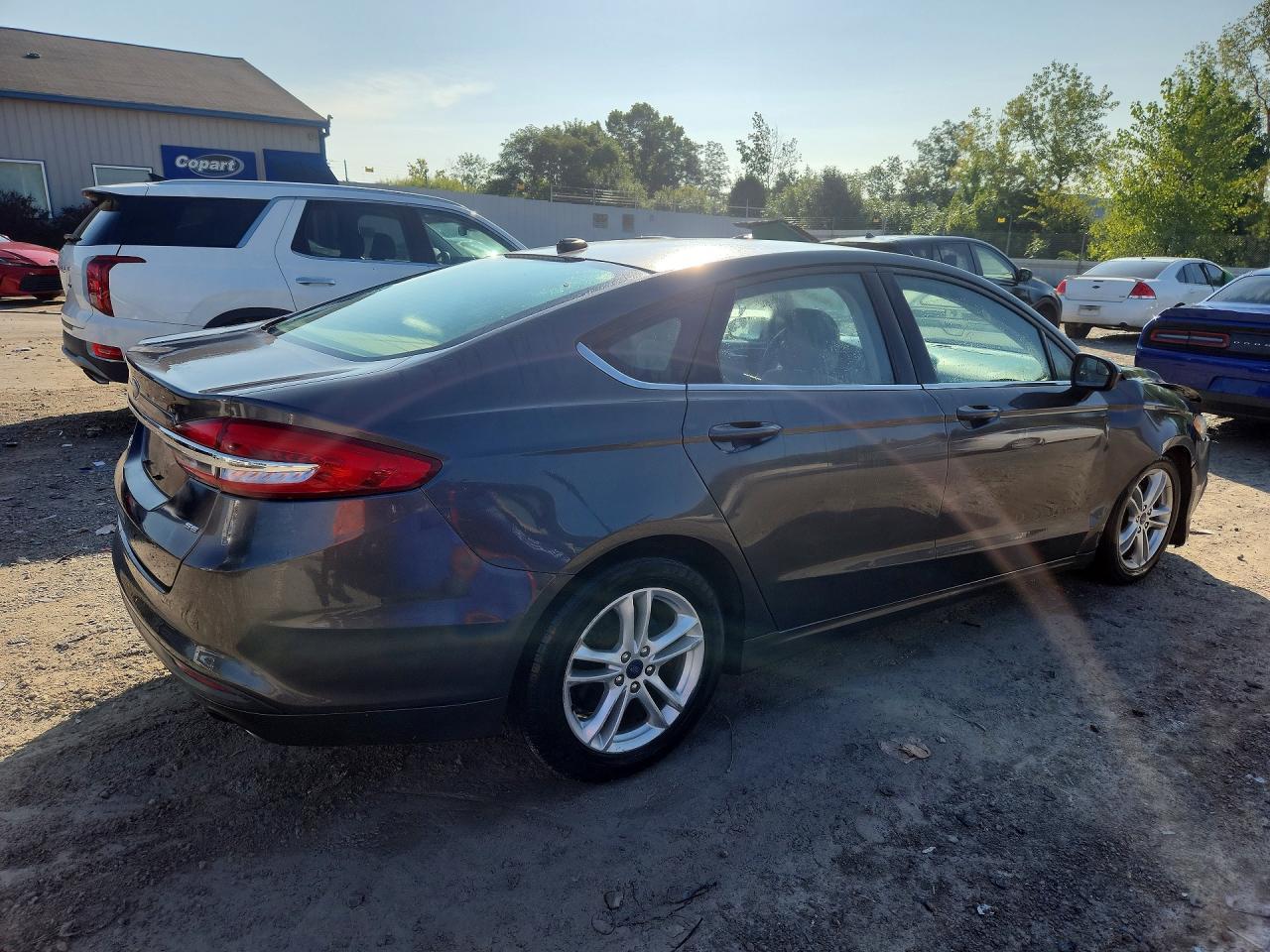 2018 Ford Fusion Se - Image 3