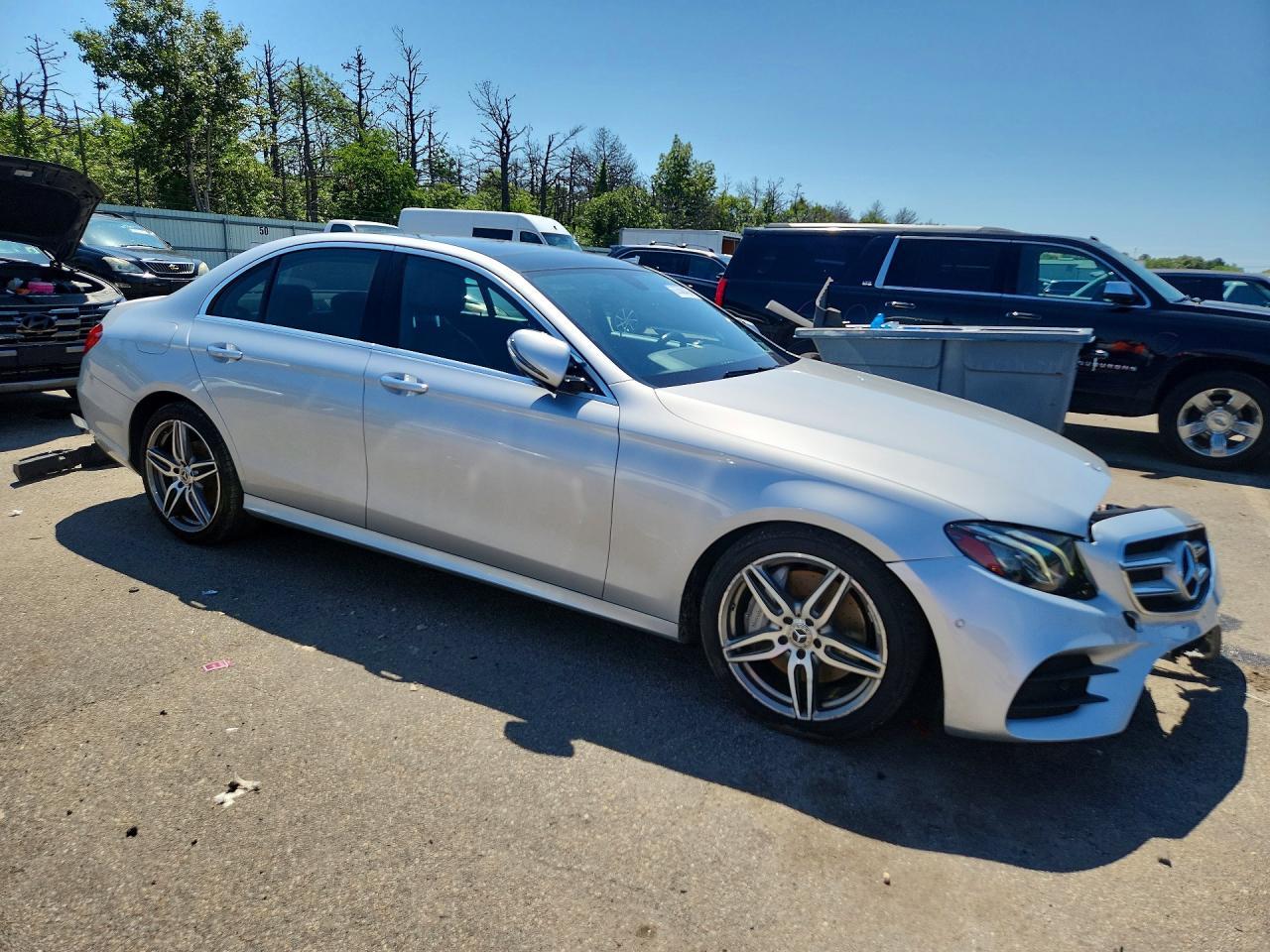 2019 Mercedes-Benz E 300 4Matic - Image 4