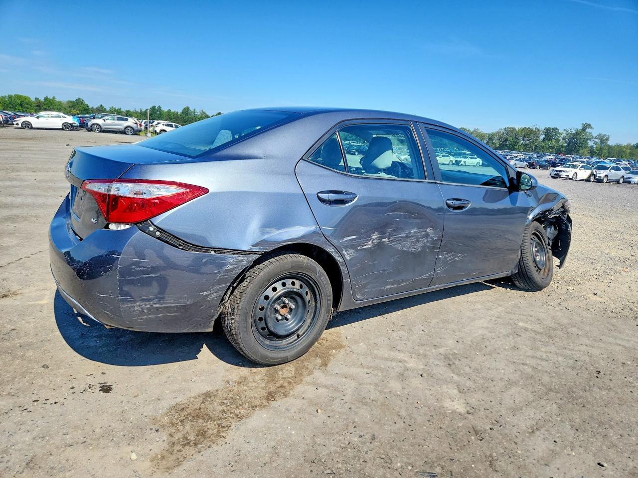 2016 Toyota Corolla Le - Image 3