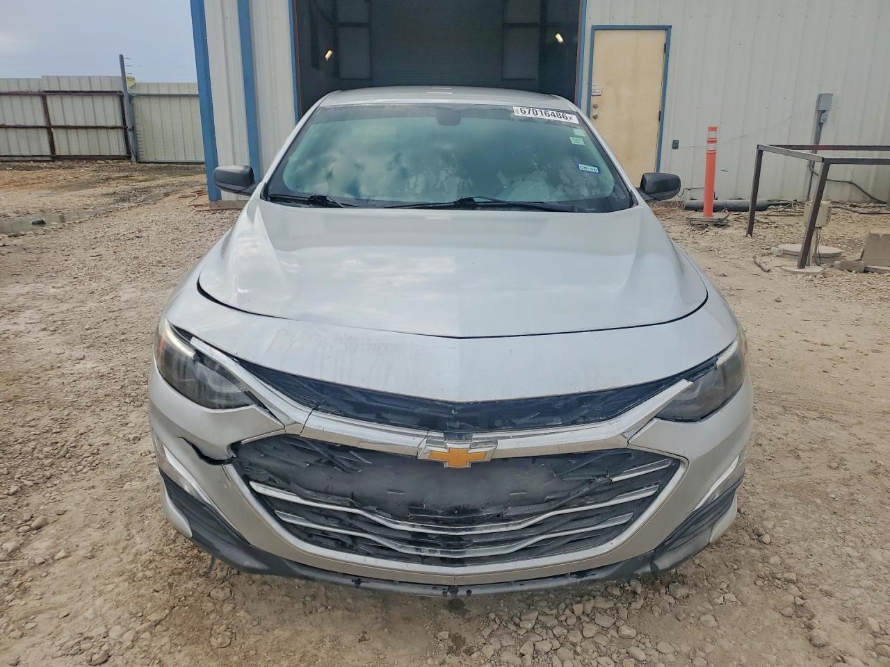2021 Chevrolet Malibu Ls - Фото 5