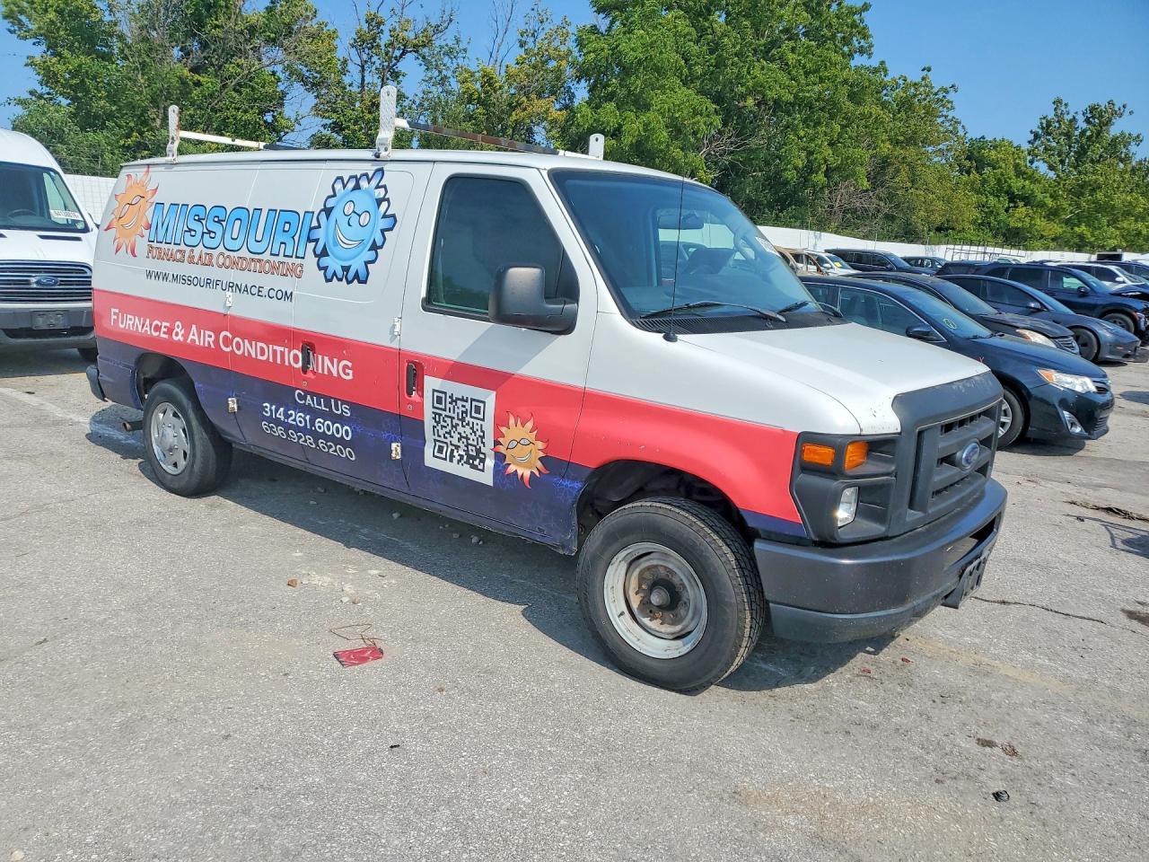 2011 Ford Econoline E150 Van - Фото 4