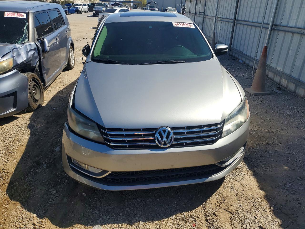 2013 Volkswagen Passat Sel - Фото 5