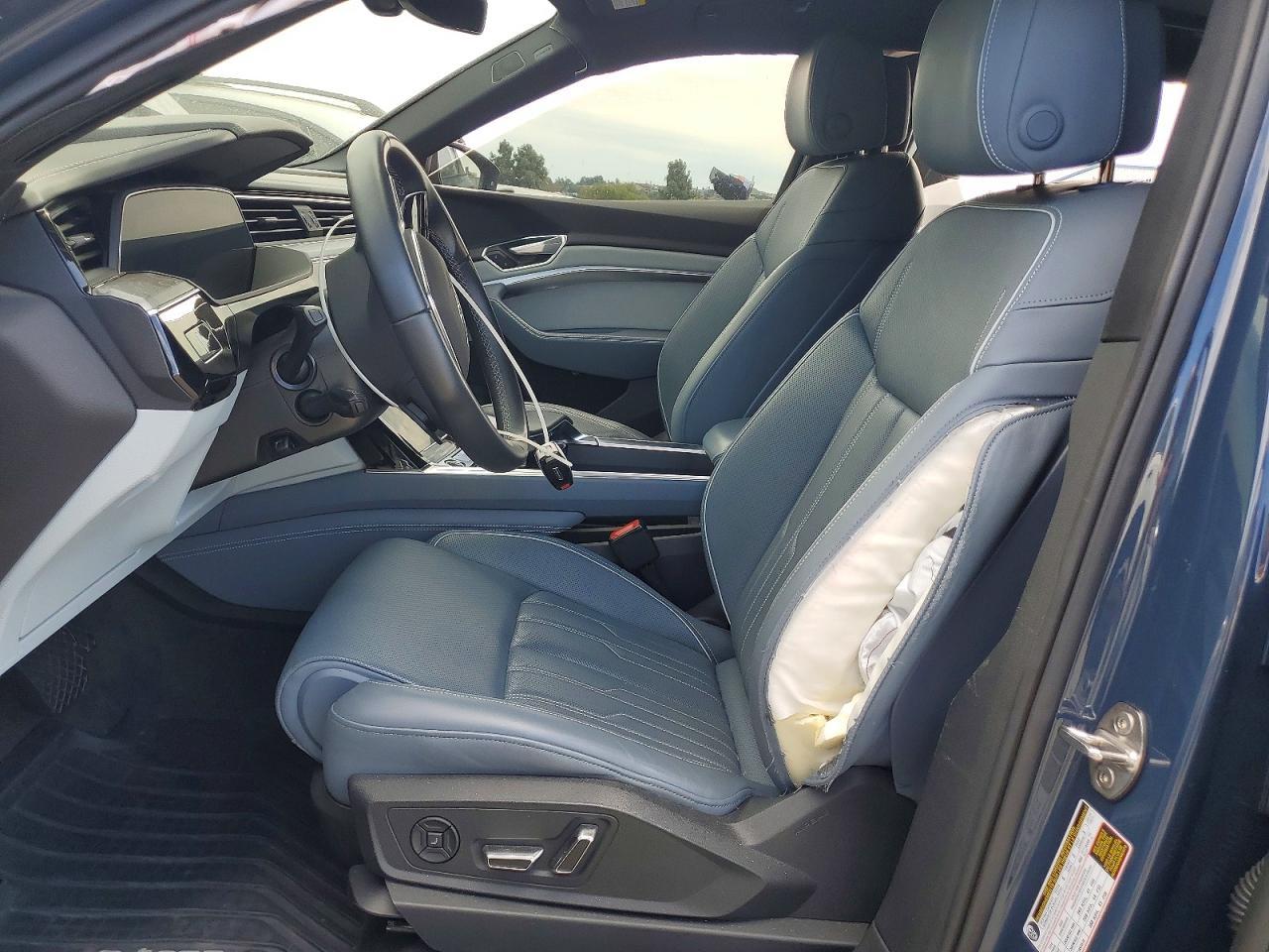 2023 Audi E-Tron Sportback Prestige - Image 7