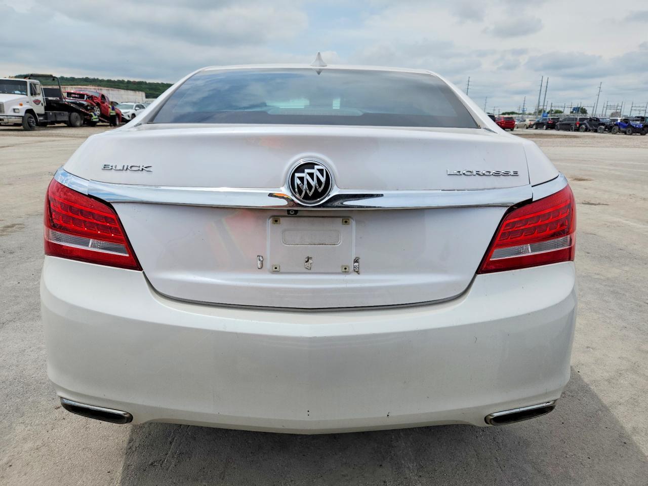 2015 Buick Lacrosse - Image 6