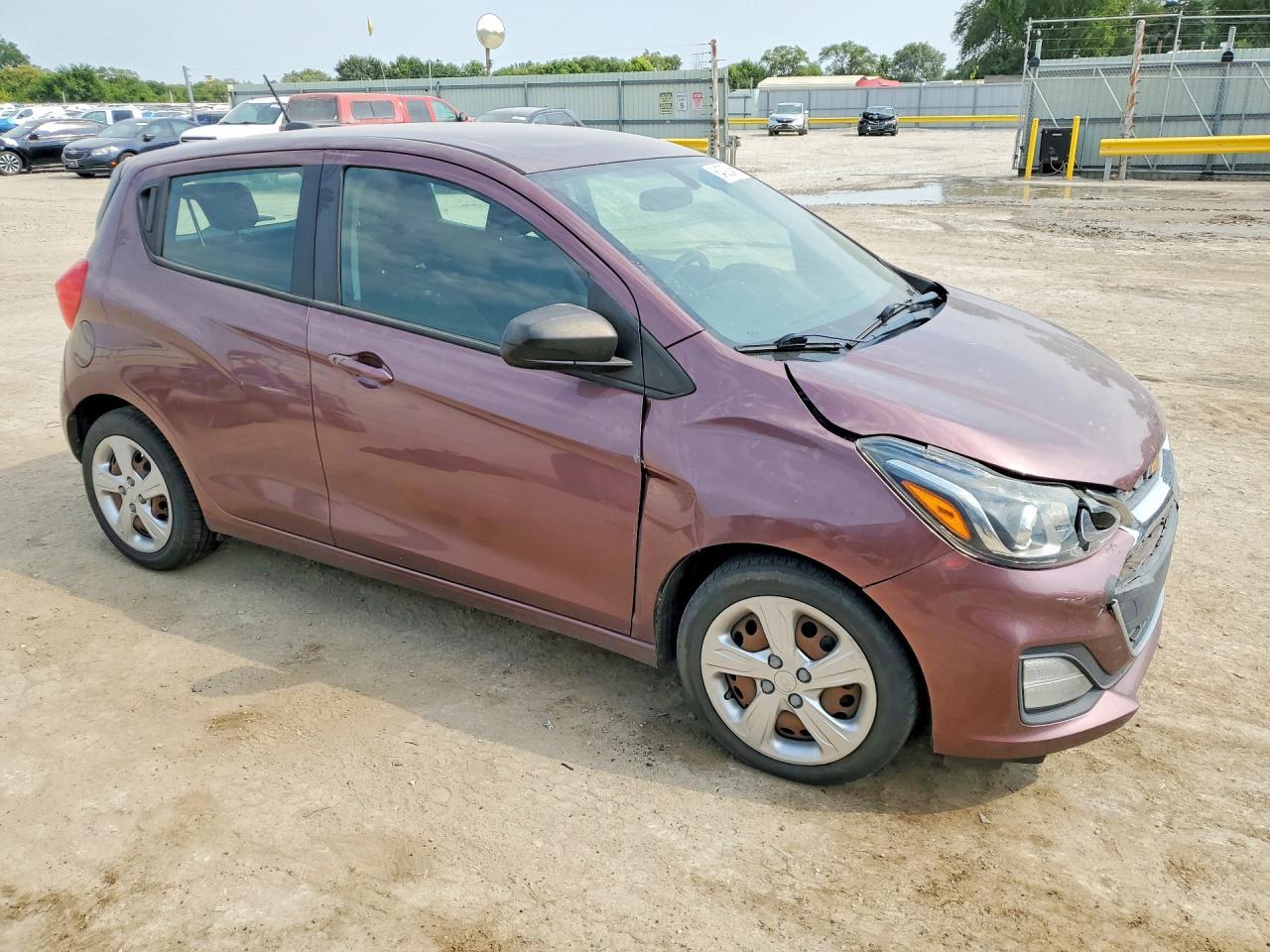 2019 Chevrolet Spark Ls - Фото 4