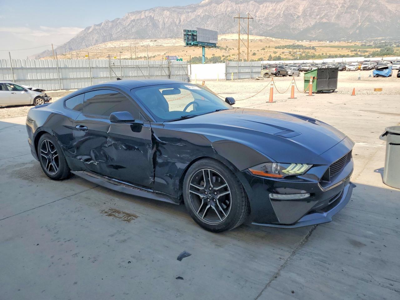 2020 Ford Mustang - Image 4
