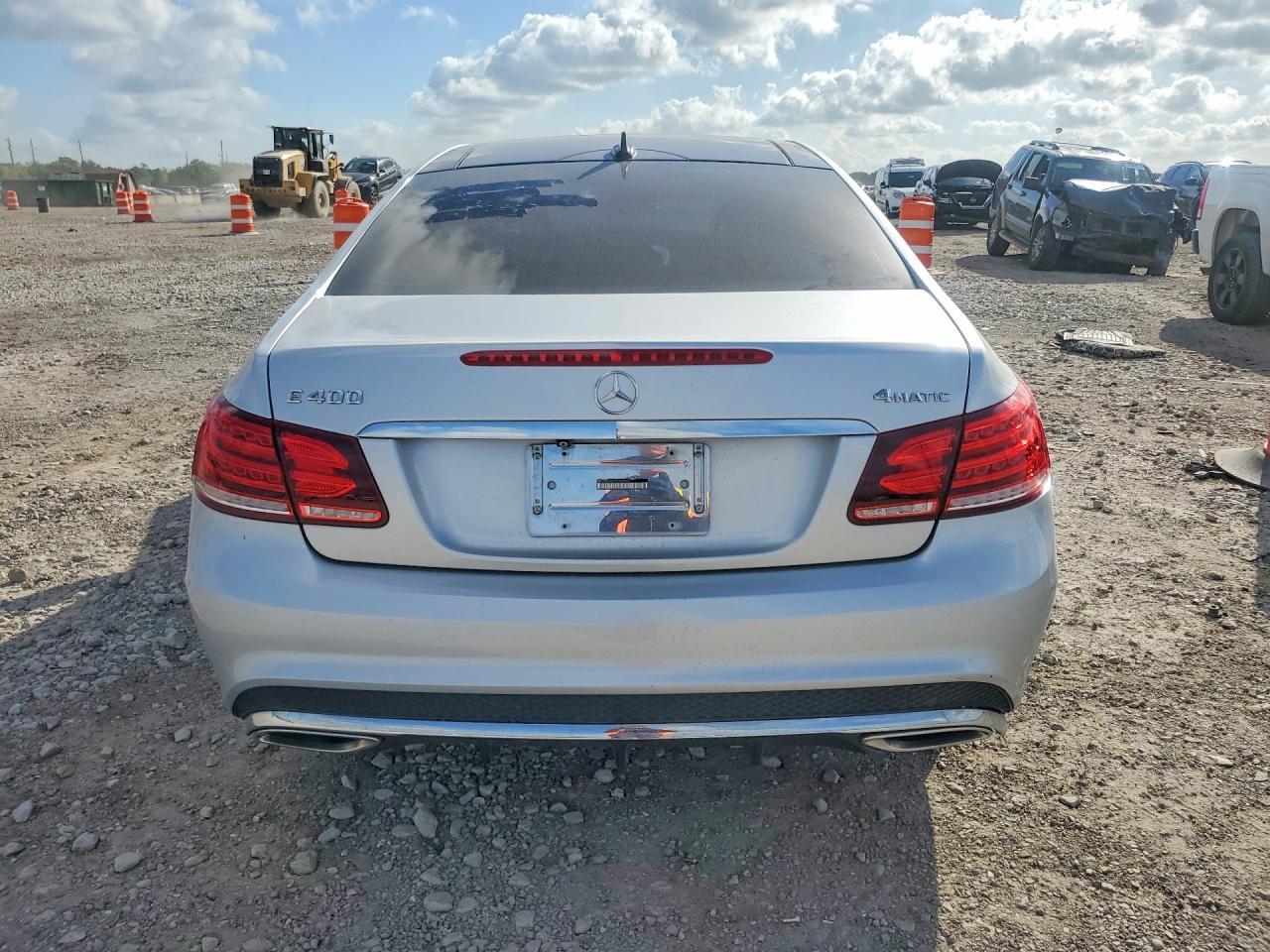 2016 Mercedes-Benz E 400 4Matic - Фото 6