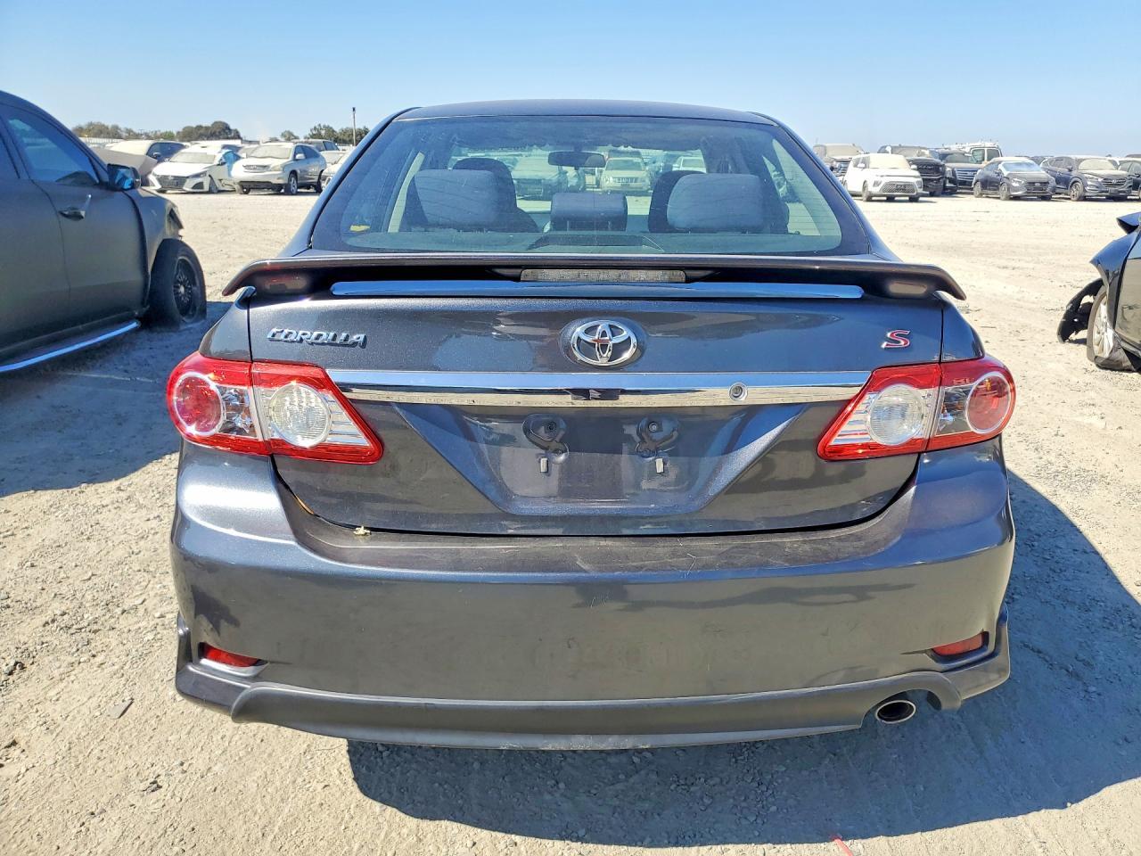 2013 Toyota Corolla S - Фото 6
