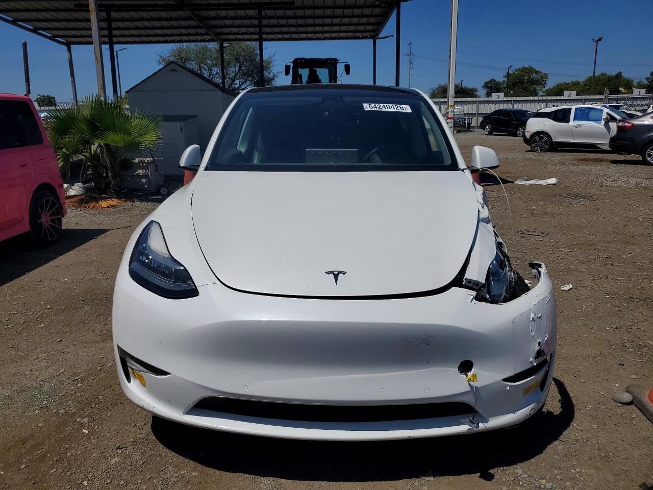 2022 Tesla Model Y - Фото 5