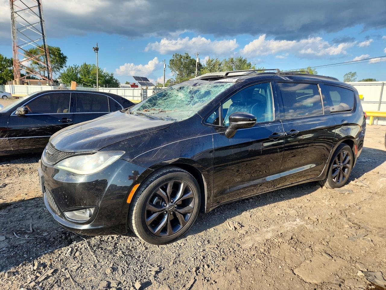 2018 Chrysler Pacifica Limited