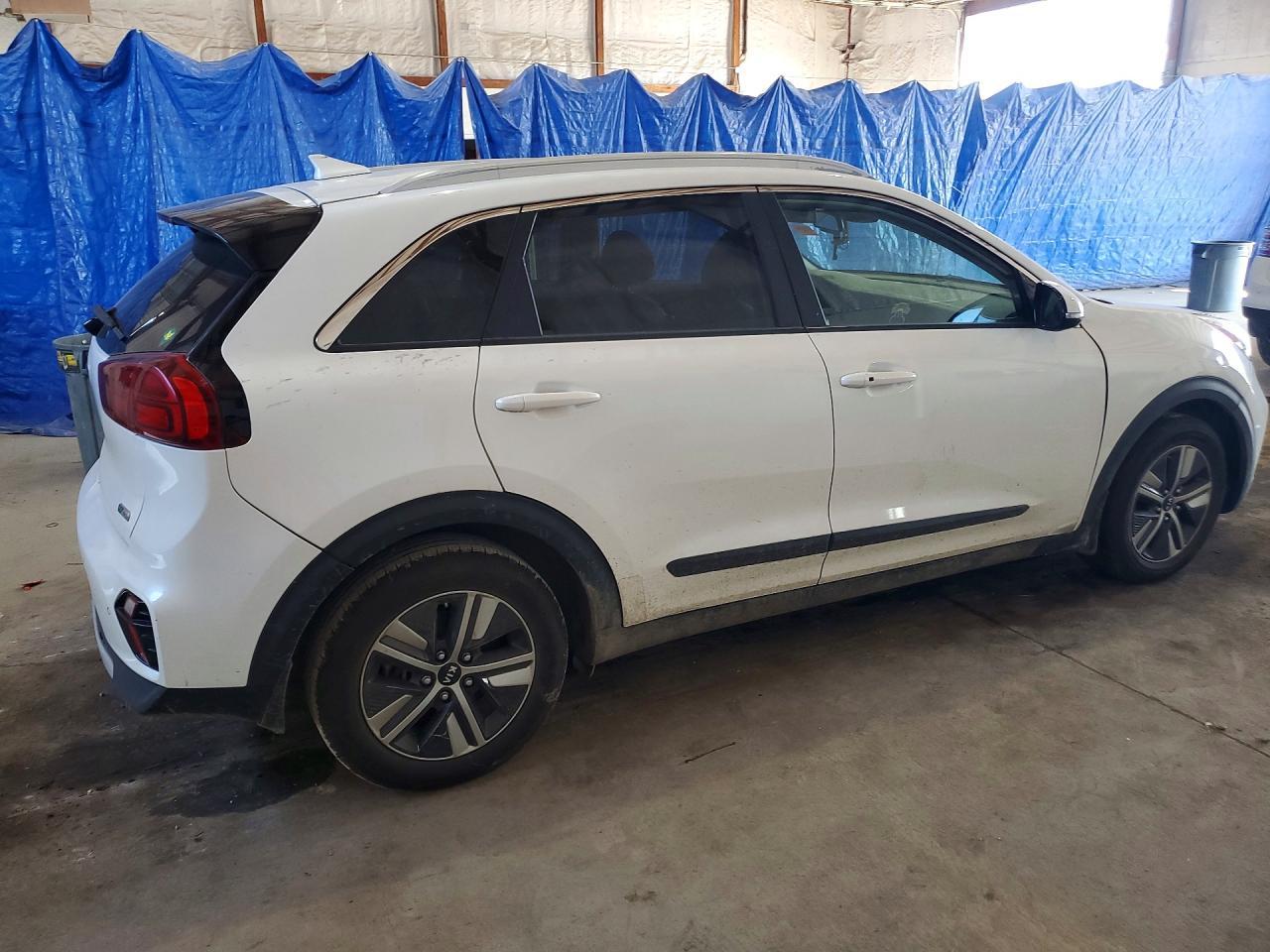 2020 Kia Niro Ex Premium - Image 3