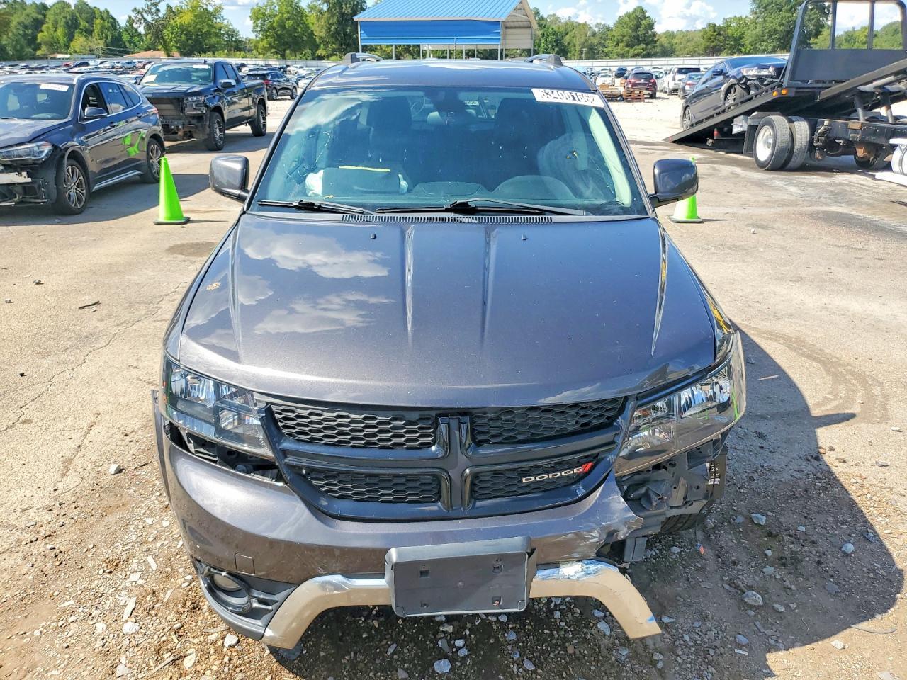 2018 Dodge Journey Crossroad - Image 5