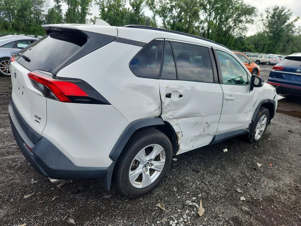 2019 Toyota Rav4 Xle - Фото 3
