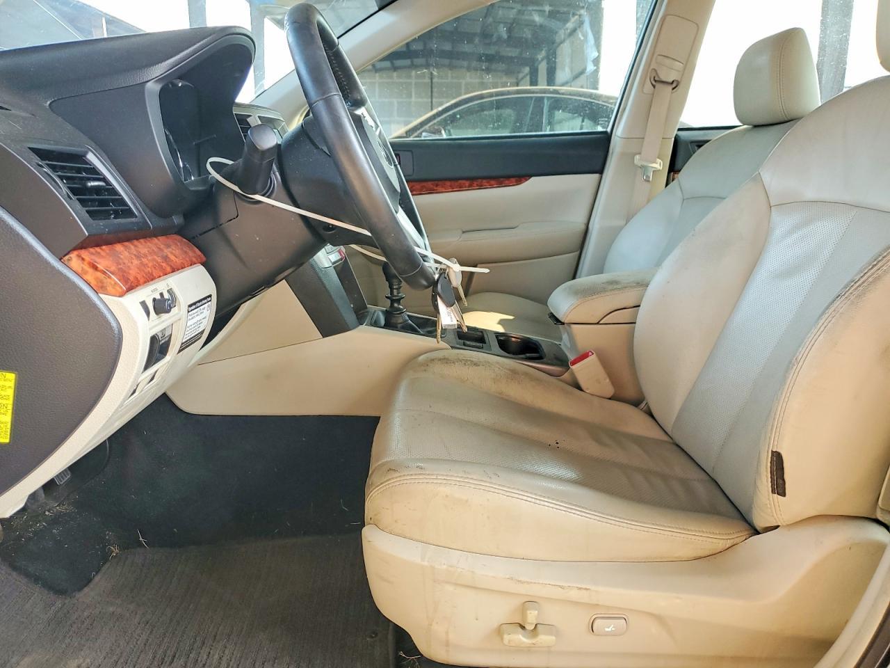 2010 Subaru Legacy 2.5Gt Limited - Фото 7