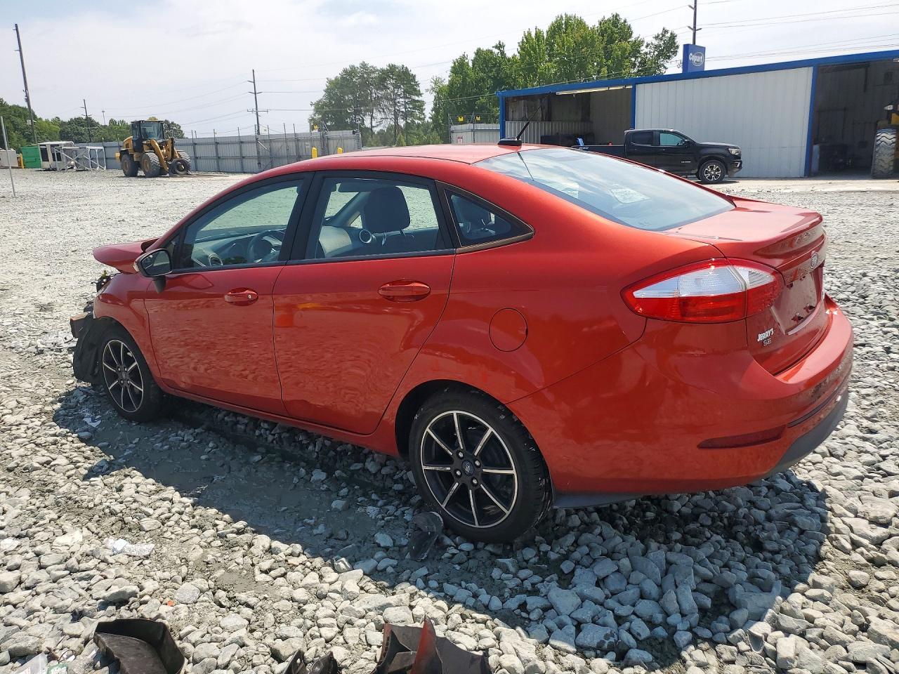 2019 Ford Fiesta Se - Фото 2