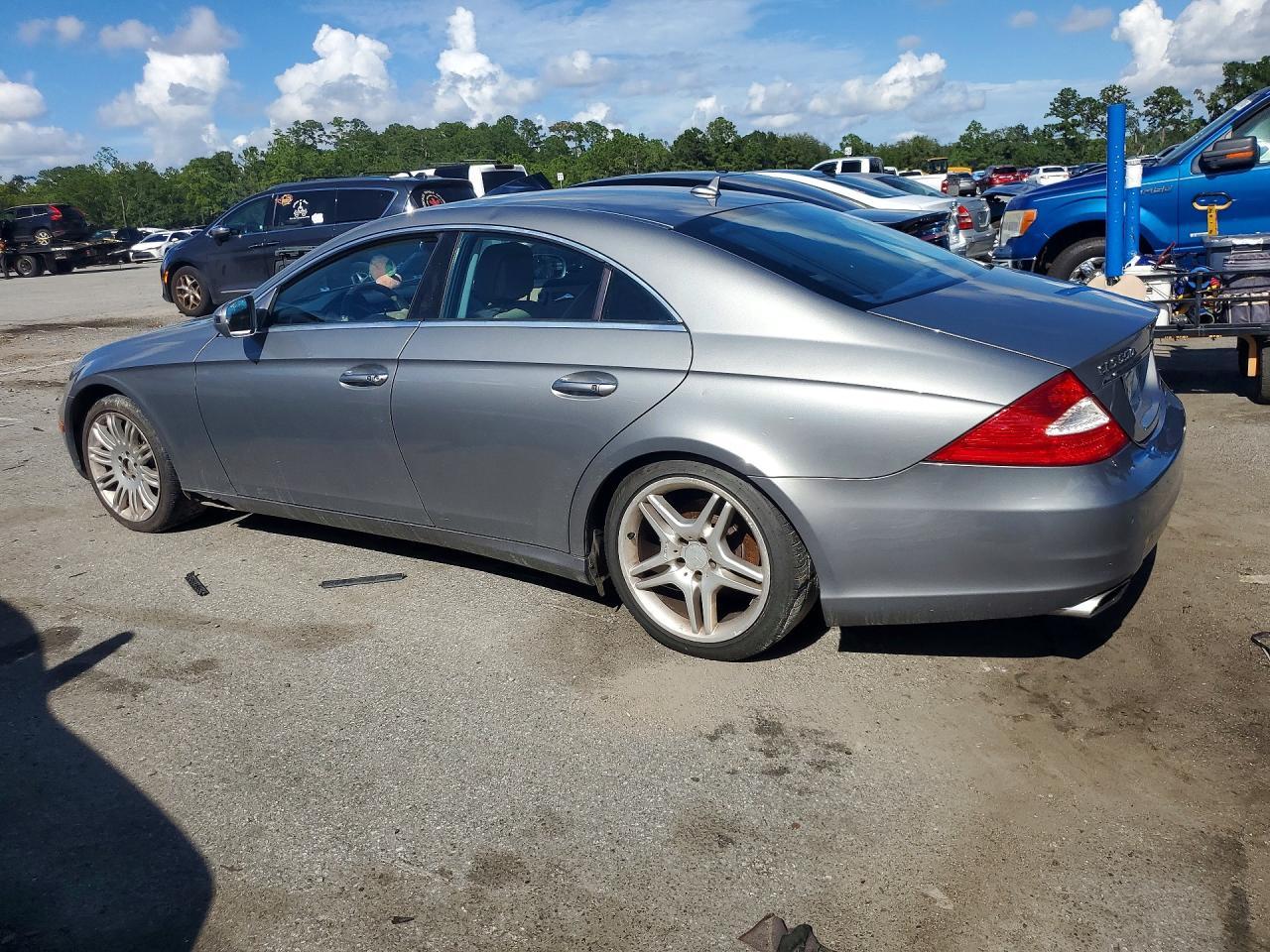 2010 Mercedes-Benz Cls 550 - Image 2