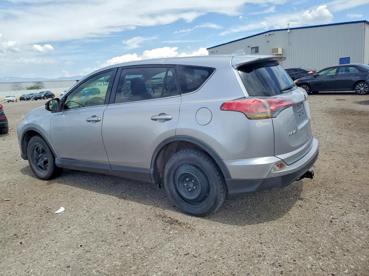 2018 Toyota Rav4 Le - Фото 2