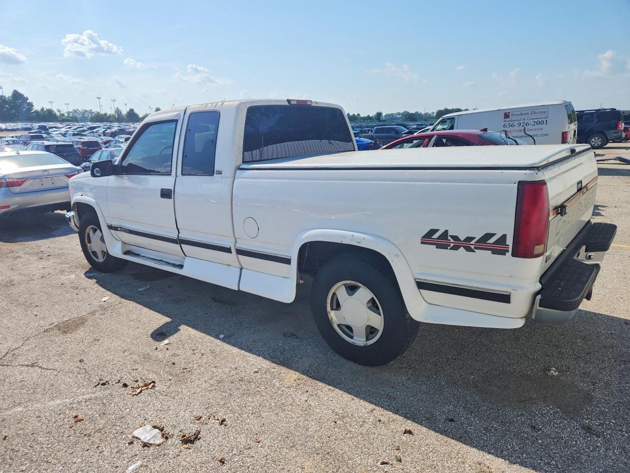 1997 Chevrolet Gmt-400 K1500 - Фото 2