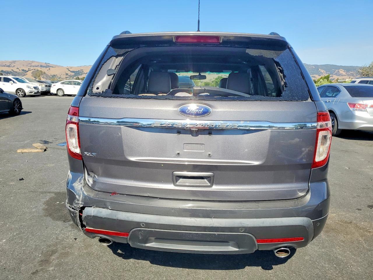 2013 Ford Explorer Xlt - Image 6