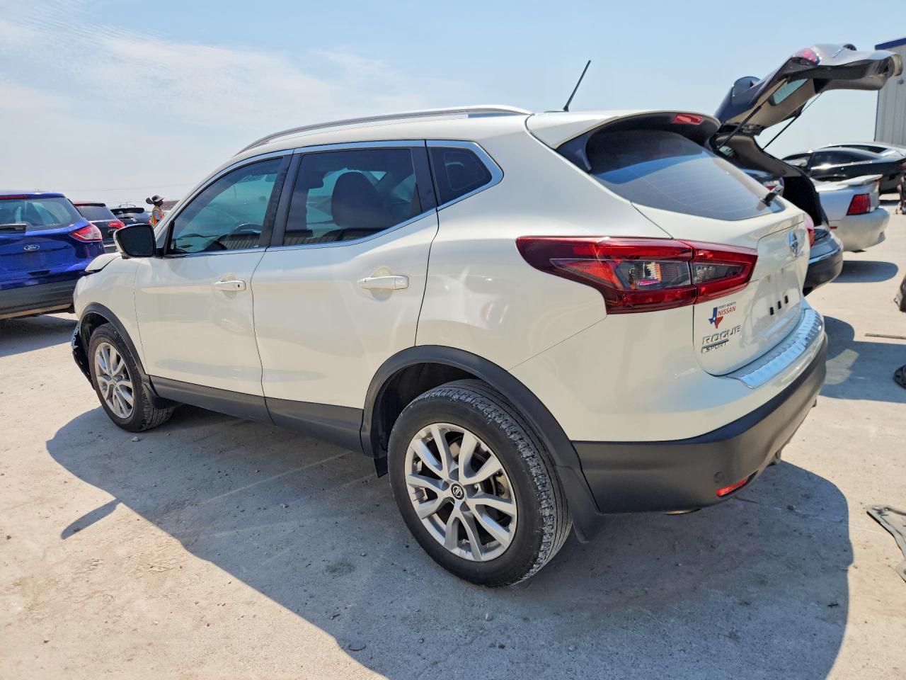 2022 Nissan Rogue Sport Sv - Фото 2