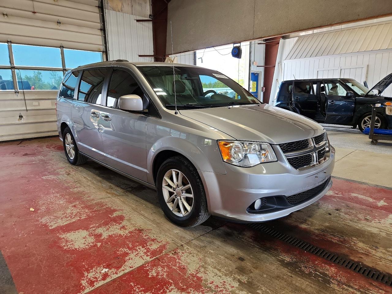 2019 Dodge Grand Caravan Sxt - Фото 4